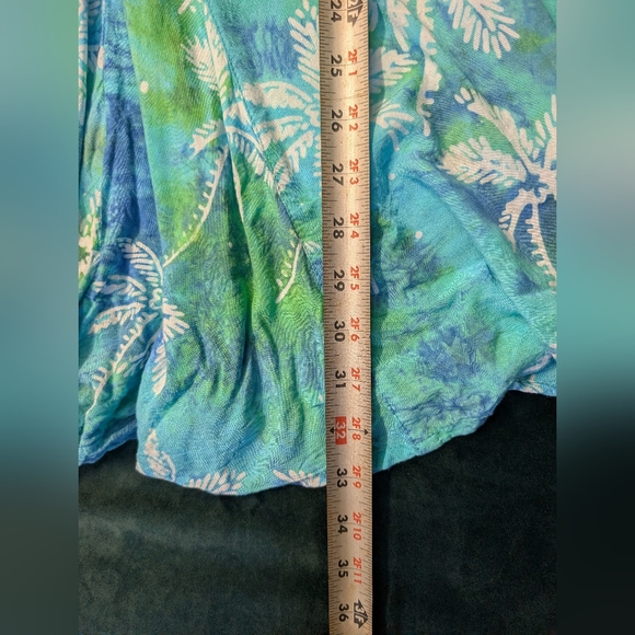 Tropical Palm Print Blouse - Green - Picture 11 of 13